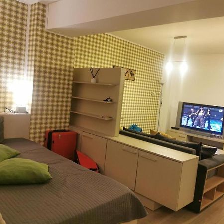 Appartamento Apartament Aosta Central Sinaia Esterno foto